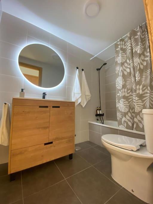 Apartamento A Pie De Playa La Pepa Burela Екстериор снимка