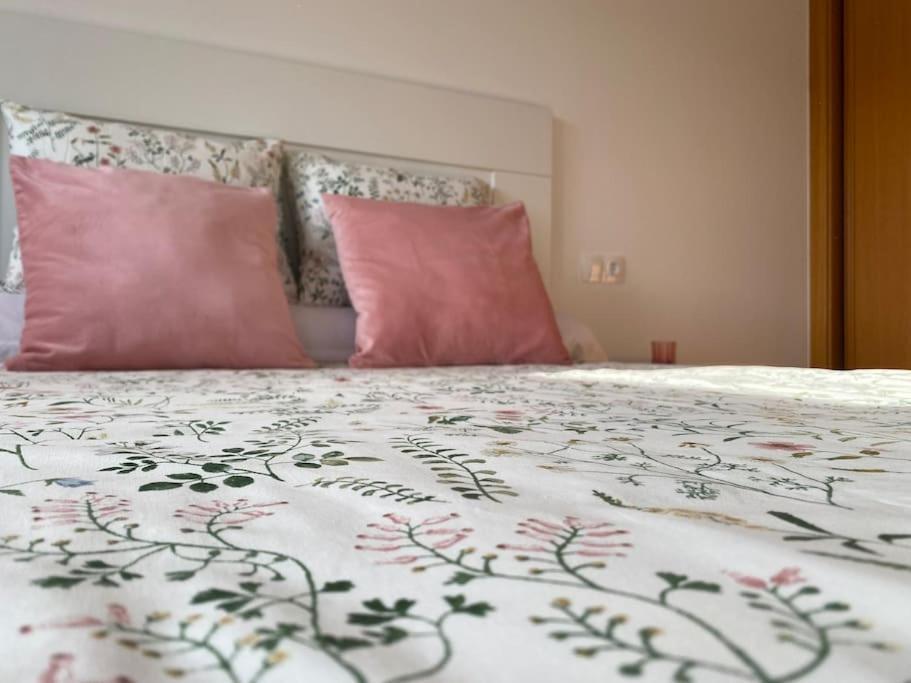Apartamento A Pie De Playa La Pepa Burela Екстериор снимка
